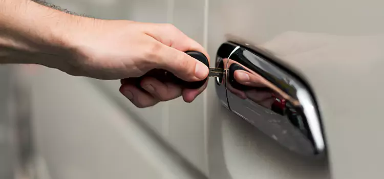 Why Choose Our Auto Locksmith Team in Bonita Springs, FL?